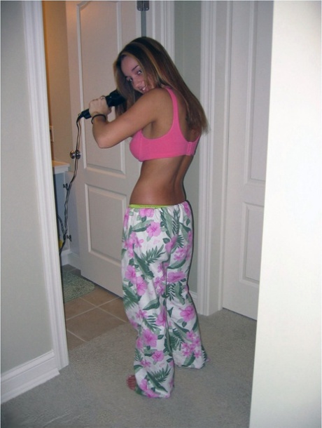 Nikki Sims porno pic